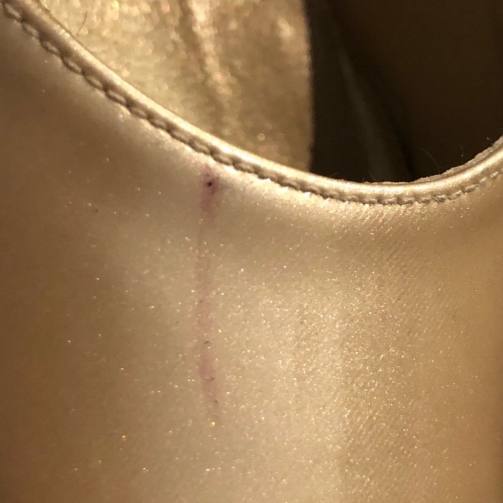 Champagne Stuart Weitzman 71/2 Narrow shoe - Picture 8 of 8
